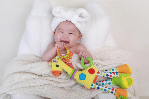 博兴怎么判断宝宝是否斜颈 博兴怎么判断宝宝是否斜颈